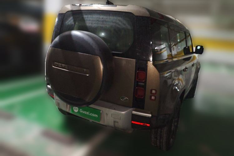 Used Land Rover Defender 2020 110 P400 SE
