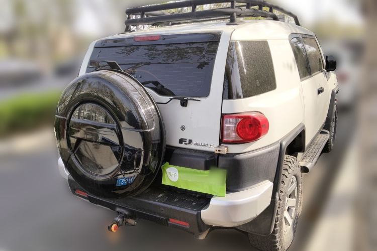 Used Toyota FJ Cruiser  Rear Right 45 Deg