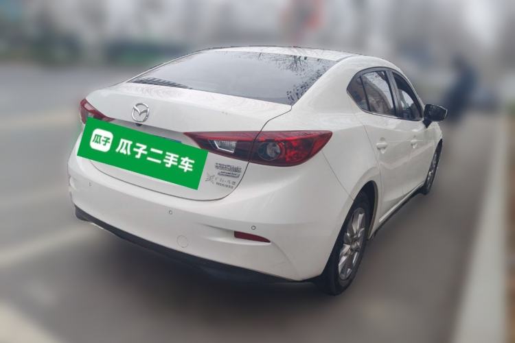 Used Mazda Mazda 3 Axela 2016 Sedan 1.5L Automatic Luxury Model
