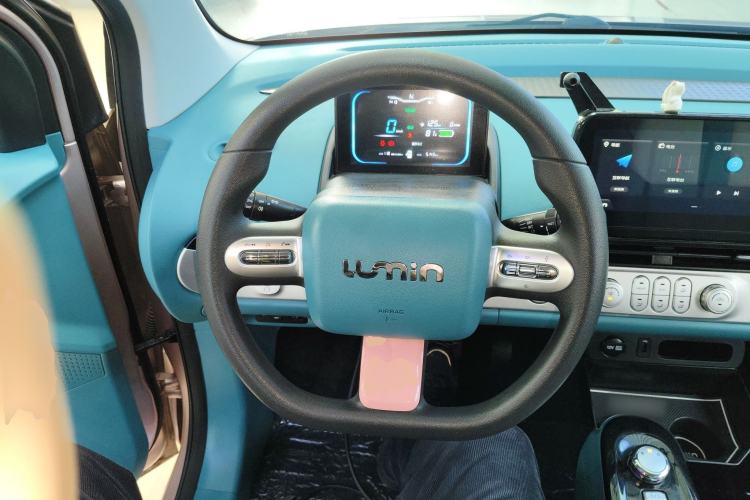 Used CHANGAN NEVO Lumin 2022 155 km – Refreshingly Sweet Edition Steering Wheel