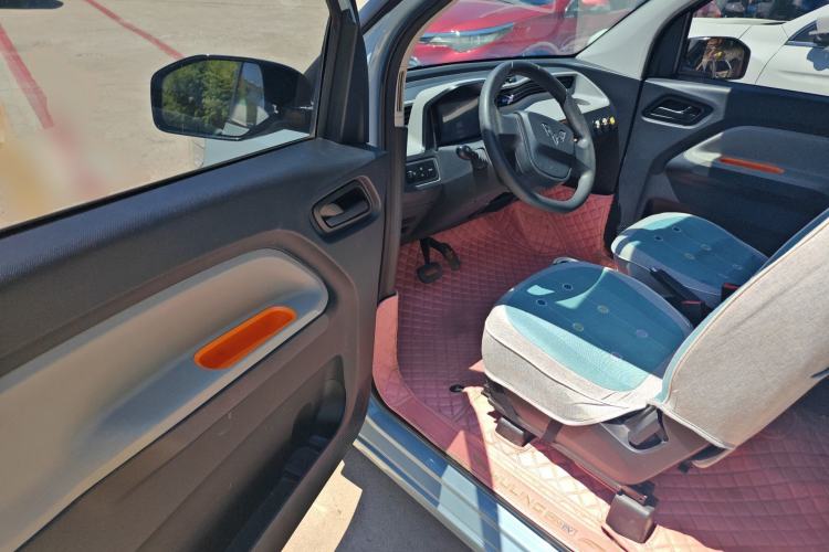 Used Wuling Hongguang MINIEV 2020 Enjoy Edition Lithium-Ion Battery Driver Seat