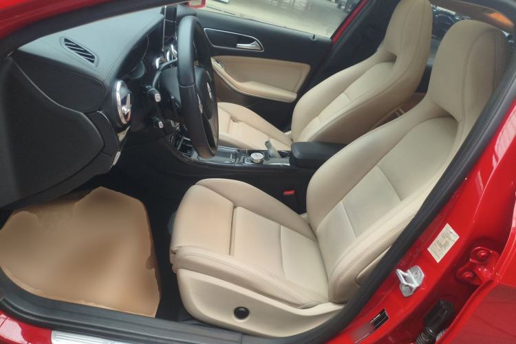 Used Mercedes-Benz GLA 2016 GLA 200 Fashion Model
