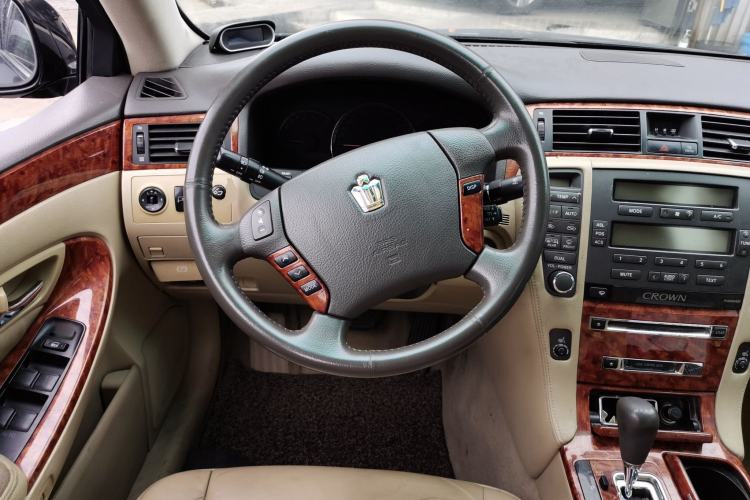 Used Toyota Crown 2006 2.5L Royal Leather Edition Steering Wheel