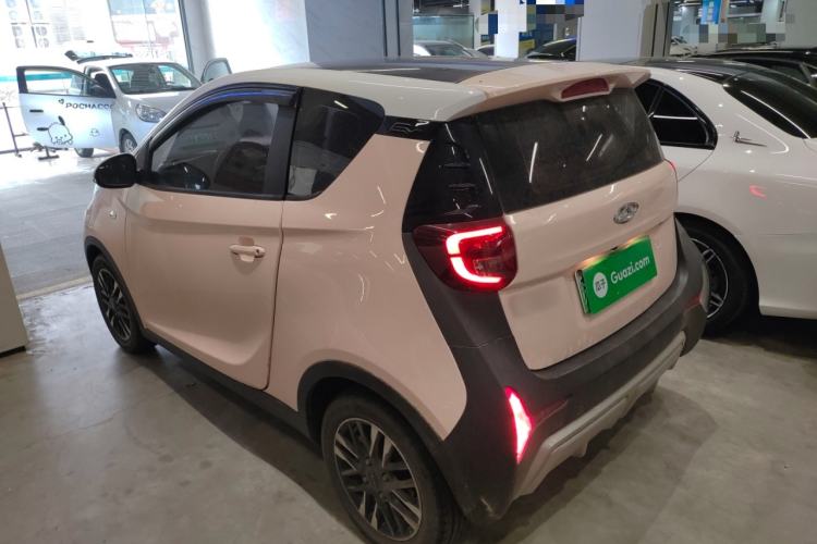Used Chery QQ Little Ant 2022 Sweet Pink Edition Half-Sugar Version Lithium Iron Phosphate 29.2 kWh 30 kW 301 km Rear Left 45 Deg