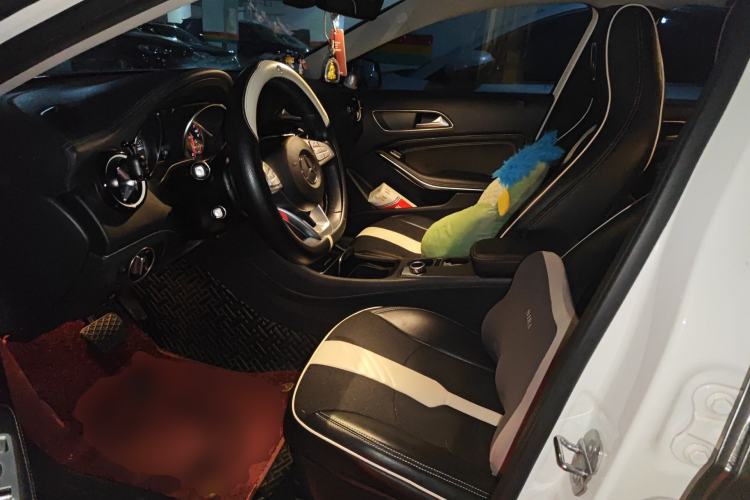 Used Mercedes-Benz GLA 2019 GLA 200 Fashion Model Left Front Seat