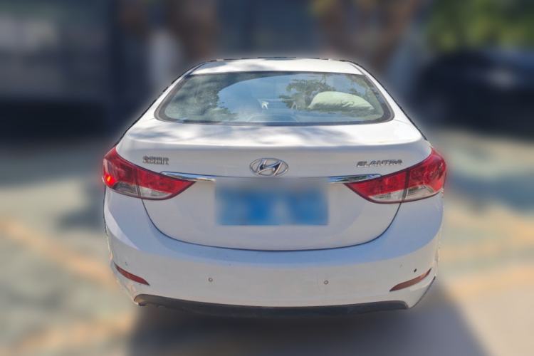 Used Hyundai Elantra (5th Generation / Langdong) 2015 1.6L Automatic Fashion Model