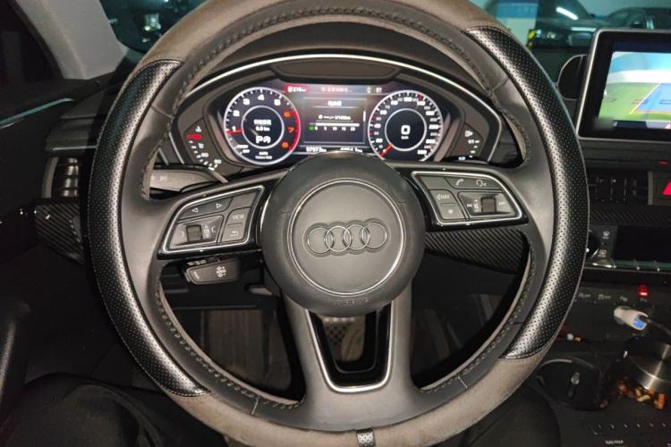 Used Audi A4L 2019 40 TFSI Fashion Version China V
