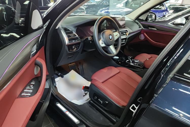 Used BMW X3 2023 Restyled xDrive30i Leading Edition M Night Sky Package Driver Seat