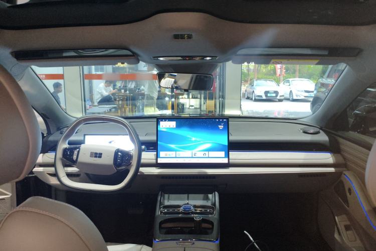 Used Geely Galaxy 8 2025 130km EM-i Deluxe Edition
