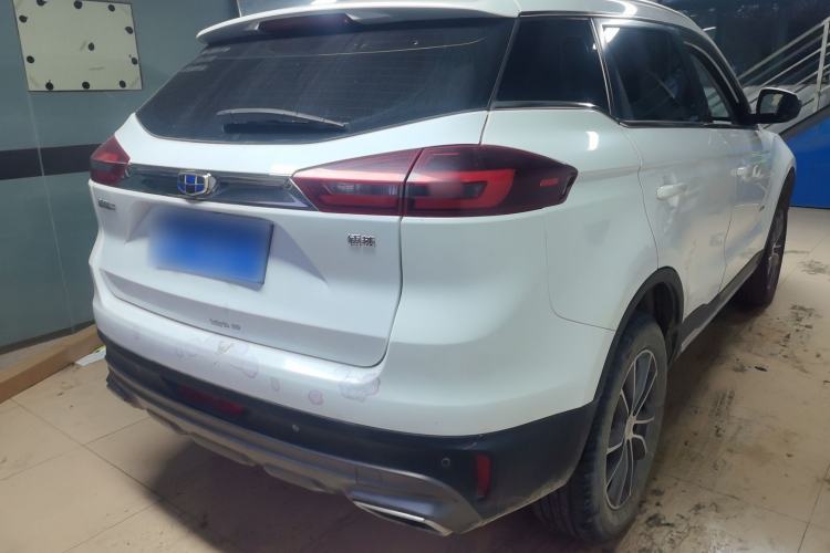 Used Geely Auto Emgrand X7 Sport 2018 1.8TD Automatic Two-Wheel Drive Smart Connect 4G Internet Edition
