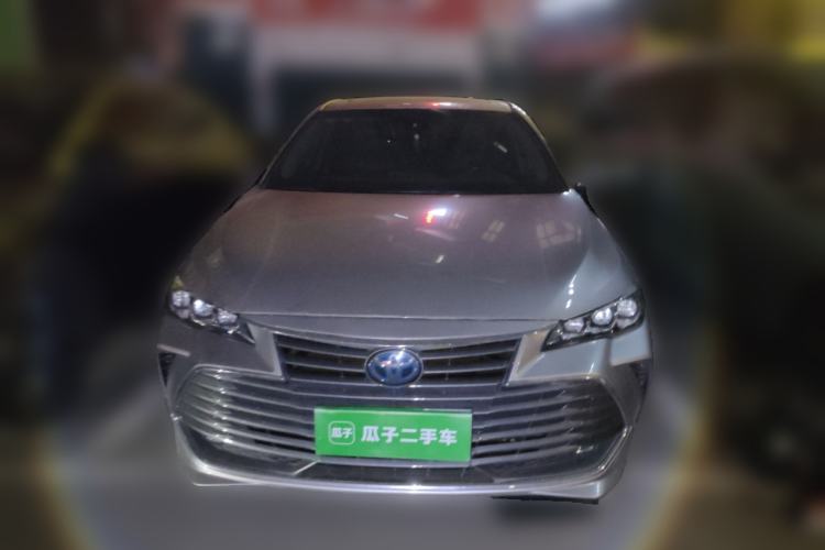 Used Toyota Avalon 2019 Dual-Engine 2.5L Luxury Edition China VI Standard