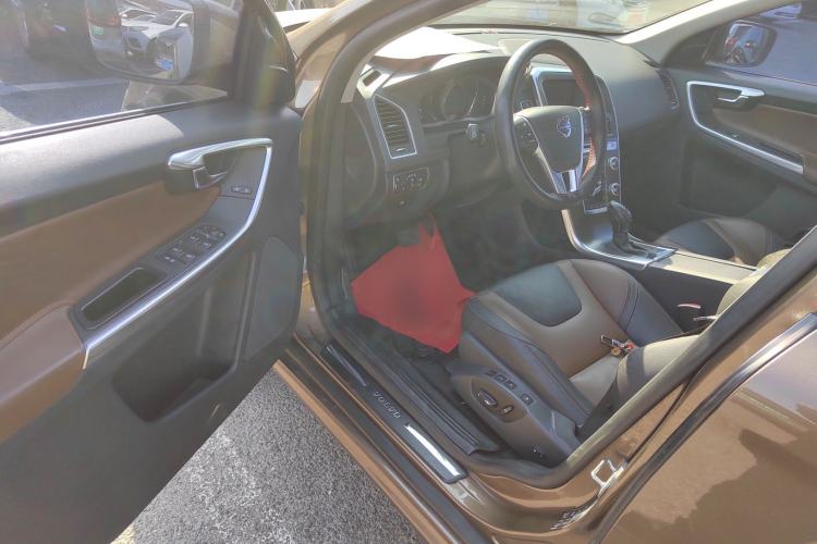 Used Volvo XC60 2016 T5 AWD Zhiyuan Edition Driver Seat