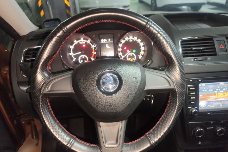 Used Skoda Yeti 2016 1.4TSI DSG Advanced Edition Steering Wheel