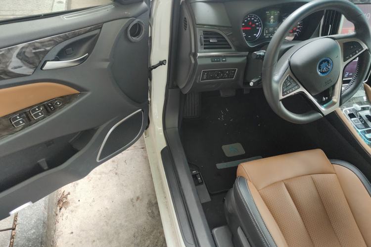 Used BYD Qin New Energy 2017 1.5T Luxury Model Driver Seat