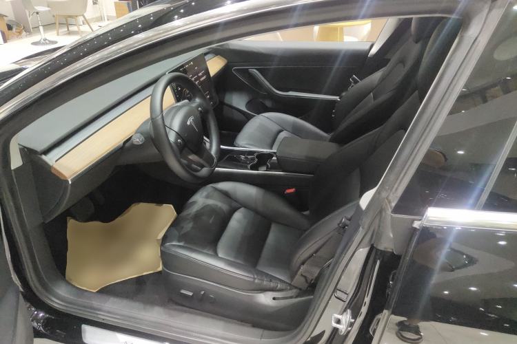 Used Tesla Model 3 2020 Long-Range Rear-Wheel-Drive Version
