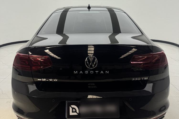 Used Volkswagen Magotan 2023 2 Million Units Limited Edition 330TSI DSG Leading Version
