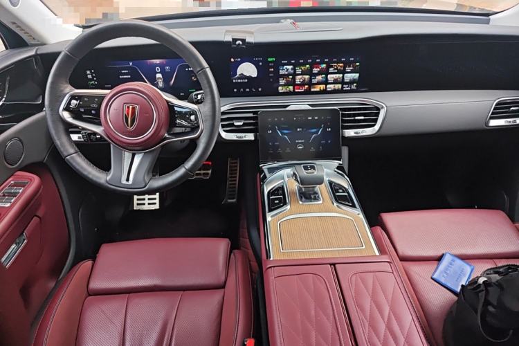 Used Hongqi E-HS9 2022 690 km Range Flagship Edition Six Seats Center Console