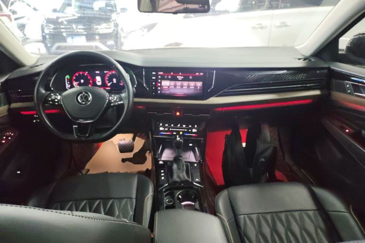 Used Volkswagen Passat 2021 330TSI Luxury Edition
