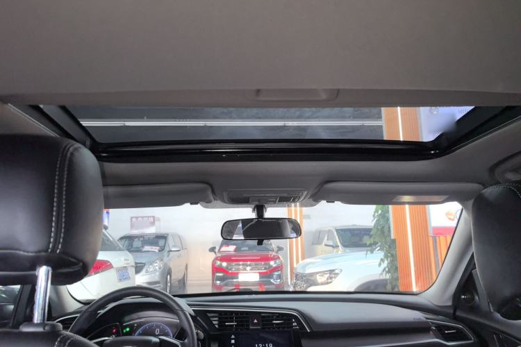 Used Honda Civic 2016 220TURBO CVT Luxury Edition
