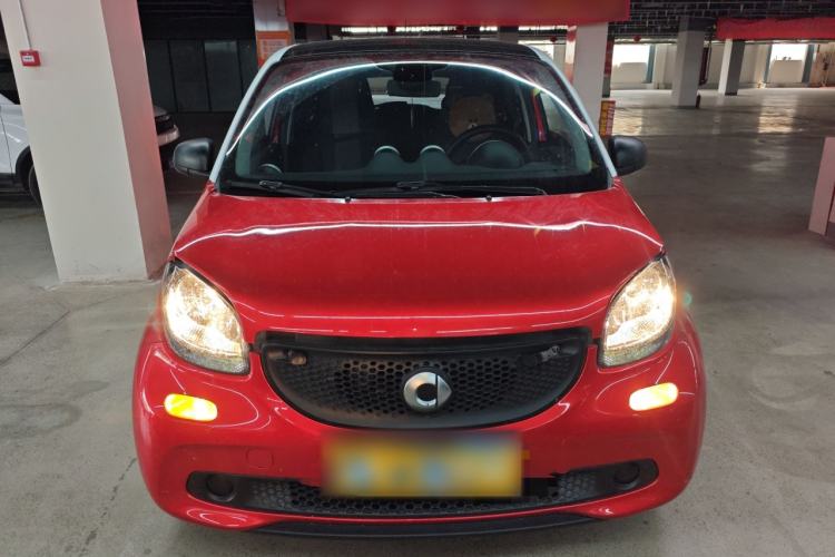 Used smart forfour 2018 1.0L 52 kW Dynamic Edition Front