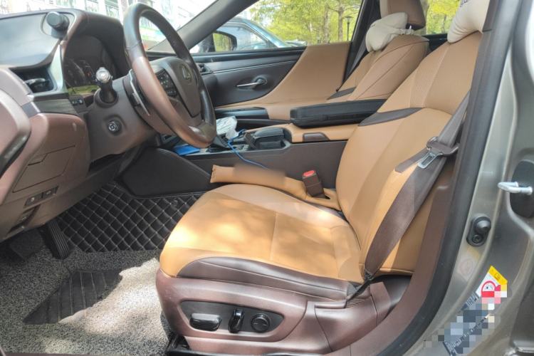 Used Lexus ES 2018 200 Excellence Edition China VI Standard