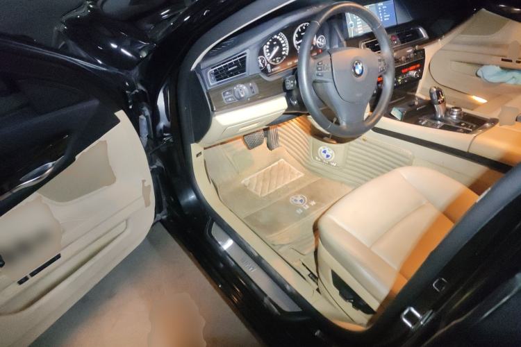 Used BMW 7 Series 2009 740Li Leading Model
