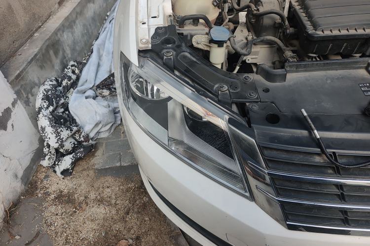 Used Volkswagen Lavida 2013 Revised Classic 1.6L Automatic Fashion Edition