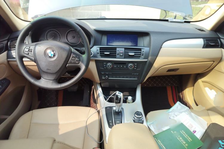 Used BMW X3 2011 xDrive28i Leading Model