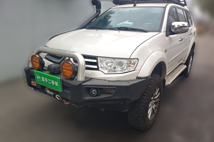 Used Mitsubishi Pajero Sport 2013 3.0L Automatic 4x4 Executive Edition