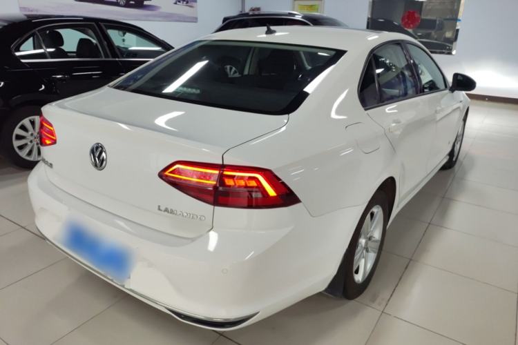 Used Volkswagen Lamando 2019 230TSI DSG Fashion Edition China VI
