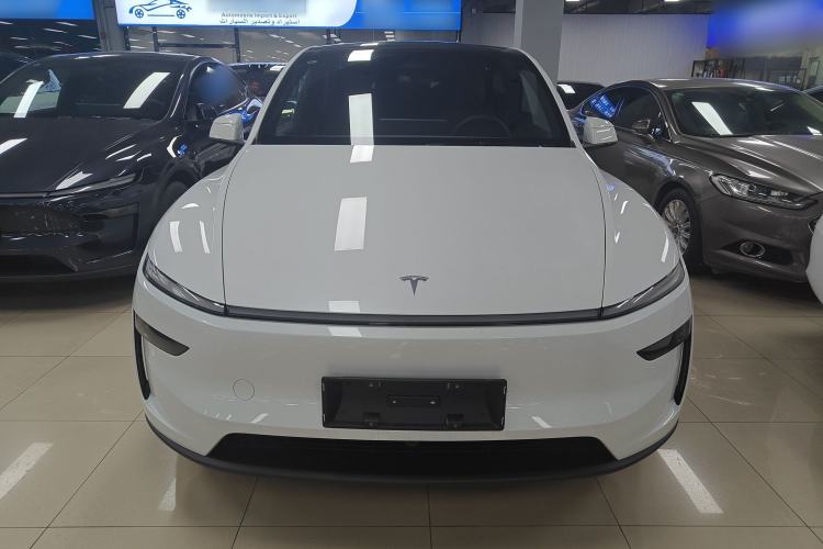 Used Tesla Model Y 2026 Long-Range All-Wheel-Drive Model
