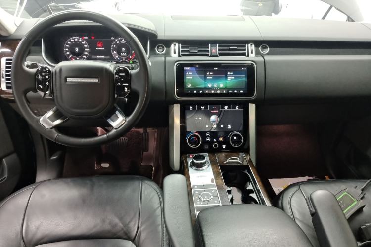 Used Land Rover Range 2020 3.0 L6 Grand Edition Center Console
