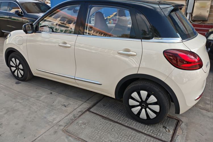 Used Wuling Bingo 2025 410 km Lingxi Deluxe Edition
