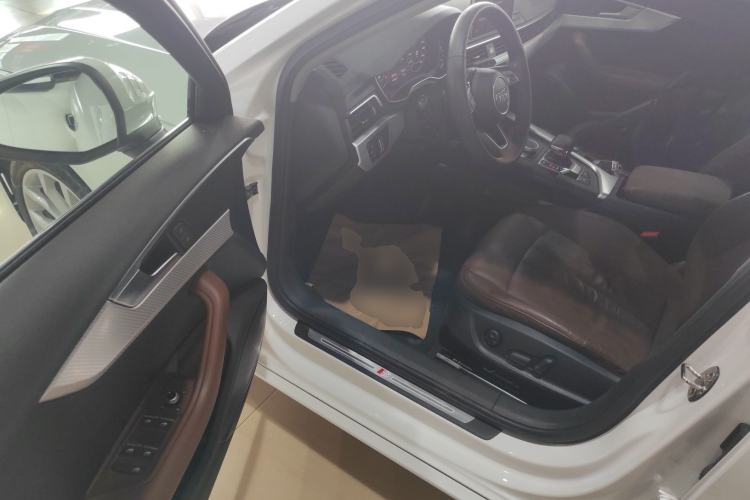 Used Audi A4L 2018 30th Anniversary Edition 40 TFSI Fashion Model