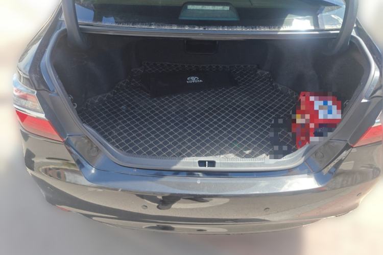 Used Toyota Camry 2016 2.0G 10th Anniversary Leading Edition
