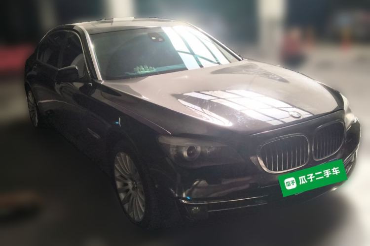Used BMW 7 Series 2010 760Li Front Right 45 Deg