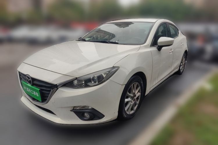 Used Mazda 3 Axela 2016 Sedan 1.5L Automatic Comfort Model