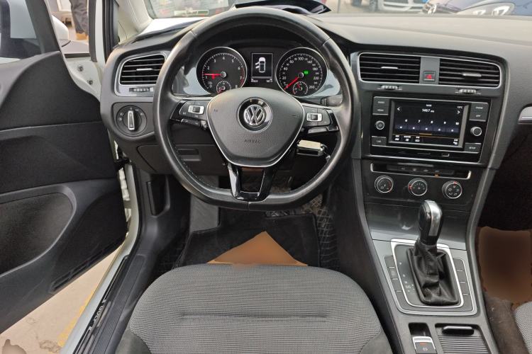 Used Volkswagen Golf 2018 230TSI Automatic Comfort Model