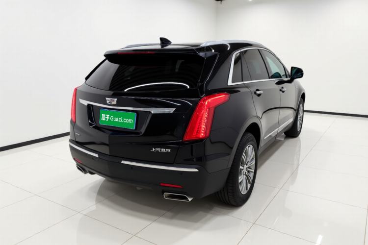 Used Cadillac XT5 2017 Anniversary Edition 28T Four-Wheel Drive Luxury Model Rear Right 45 Deg