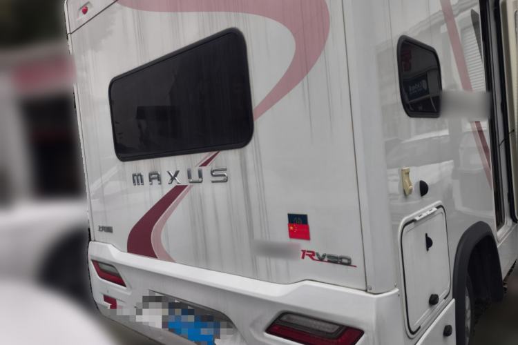 Used SAIC MAXUS Xintu V90 2020 2.0T AMT Yunjie Edition Front-Wheel Drive Rear Single Tire Short Wheelbase High Roof 6-Seater
