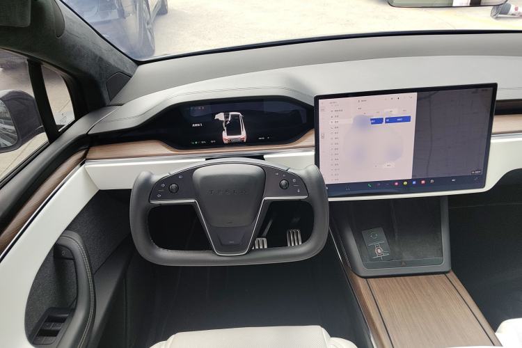 Used Tesla Model X 2023 Dual-Motor All-Wheel-Drive Version
