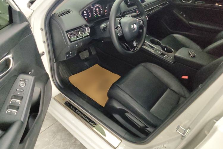 Used Honda Civic 2022 240TURBO CVT Dynamic Edition Driver Seat