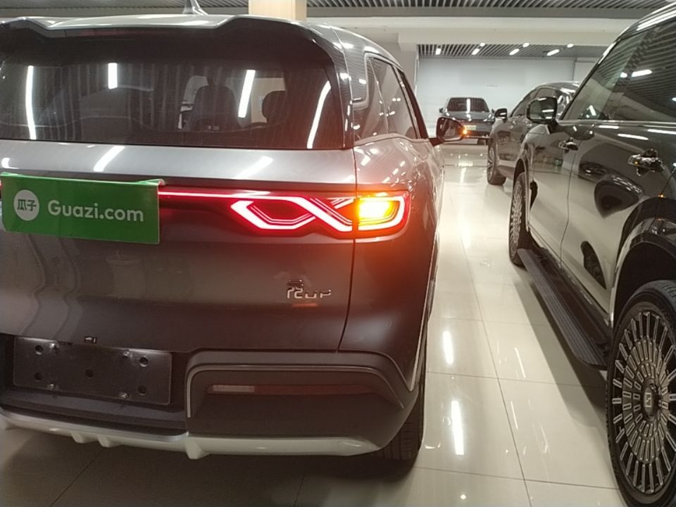 BYD Yuan UP 2024 401 km Active Version — снимка 9