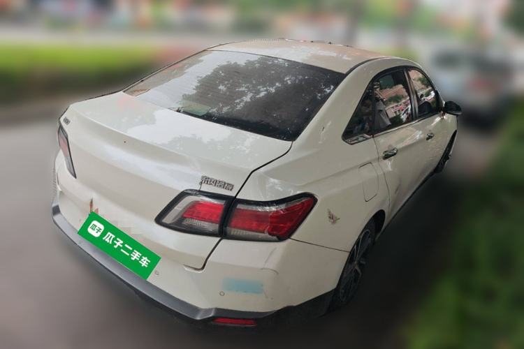 Used Venucia D60 2019 1.6L XL Manual SmartConnect Elite Edition
