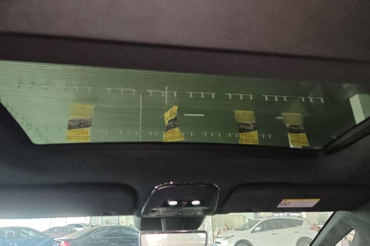 Used Zeekr 009 2024 7-Seater Walk-Through Version Four-Wheel Drive 108 kWh