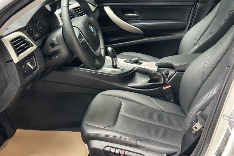 Used BMW 3 Series GT 2014 320i Leading Model