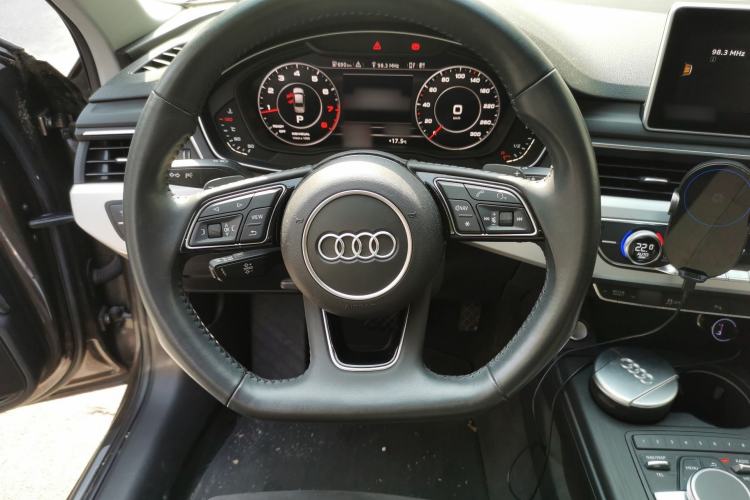 Used Audi A4L 2017 45 TFSI quattro Sport Edition