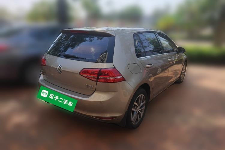 Used Volkswagen Golf 2016 230TSI Automatic Luxury Version
