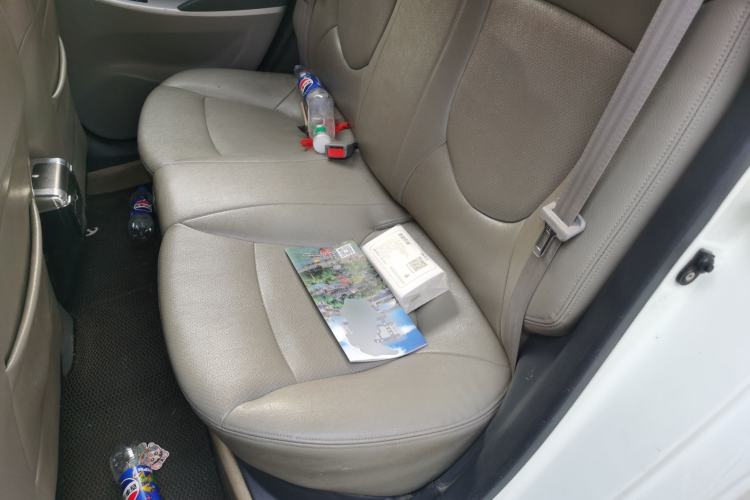 Used Hyundai Verna (older generation) 2010 Sedan 1.4L Automatic Comfort Model GS Left Rear Seat