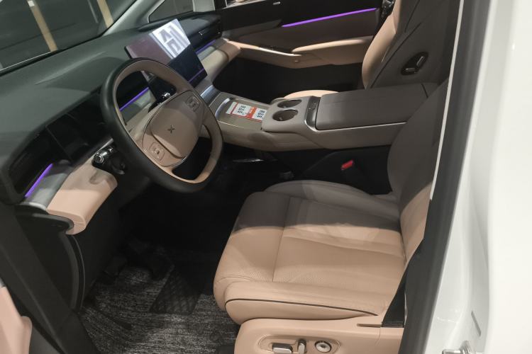 Used XPeng X9 2024 610 Long-Range Pro
